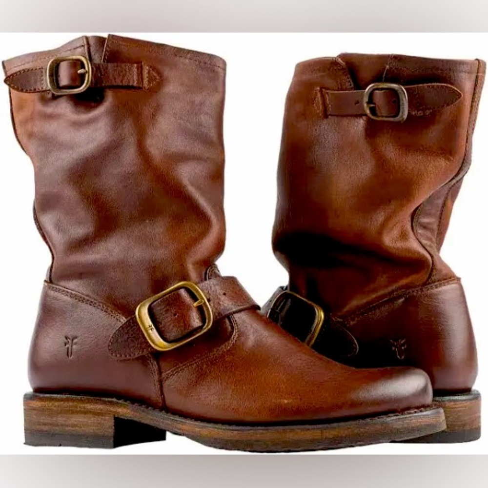 Frye Veronica Short Boot in Redwood